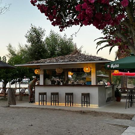 Three Stars Beach Hotel Moraḯtika Luaran gambar