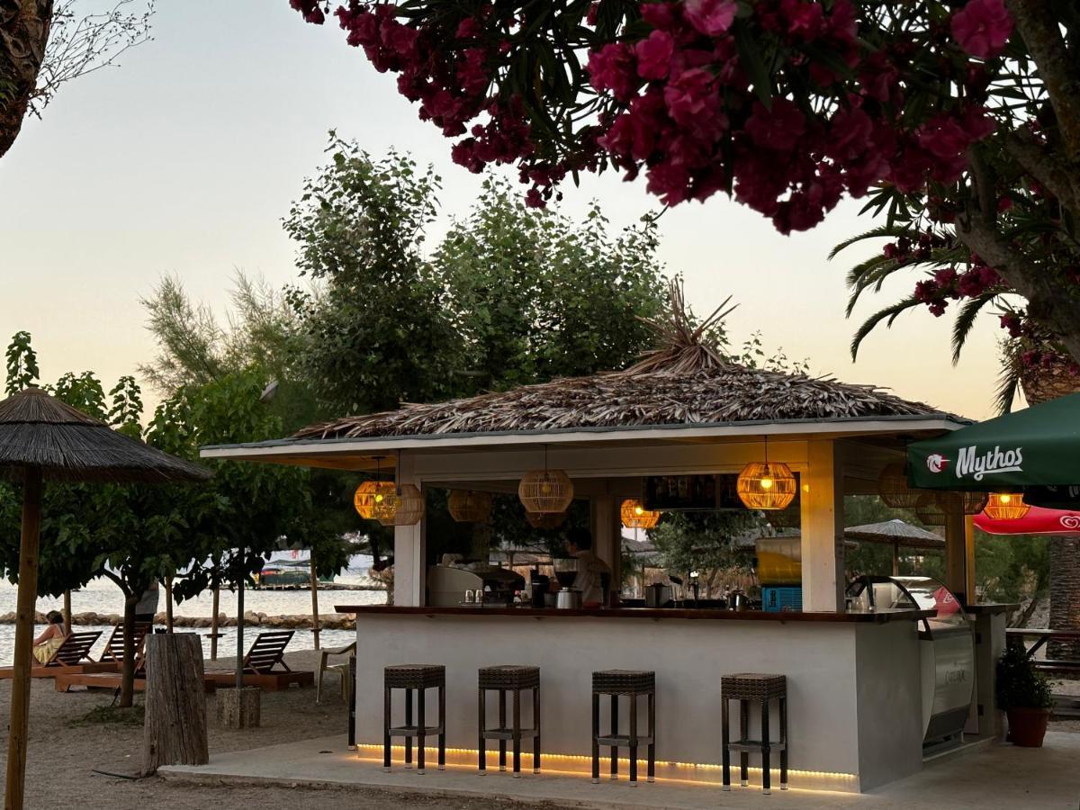 Three Stars Beach Hotel Moraḯtika Luaran gambar